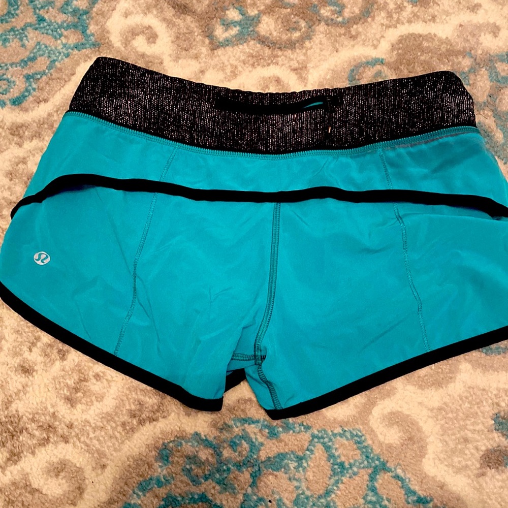 Lululemon shorts 2.5”